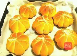 Illustration of how to make pumpkin and meat floss bread 20