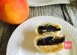 Illustration of how to make crispy five-nut mooncakes 19