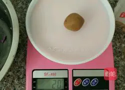 How to make purple sweet potato and lotus paste mooncakes Illustration 6