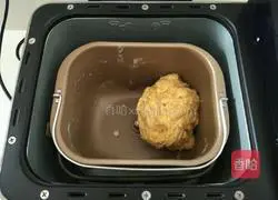 Illustration of how to make pumpkin toast bread 7