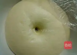 Illustration of making soft buns 5