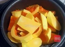 Illustration of how to make Cantonese mooncakes with pumpkin filling 6