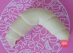 Illustration of how to make croissant 7