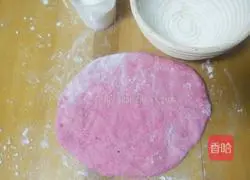 Illustration of how to make dragon fruit multi-grain buns 9