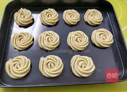 Illustration of how to make matcha cream cookies 7