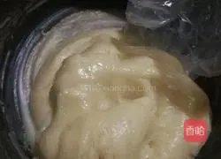 Illustration of homemade five-nut mooncakes 9