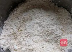 Black sesame salty Illustration of how to make fragrant biscuits 1