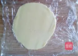 Illustration of how to make small animal cookies 4