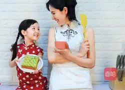 Baby's Dragon Boat Festival - Illustration of how to make double yellow toast for 1 and a half years old 10