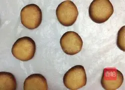 Illustration of how to make egg biscuits 12