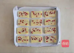 Illustration of how to make cranberry prune cookies 6