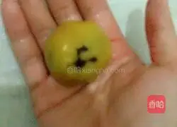 How to make Cantonese-style mooncakes Illustration 4