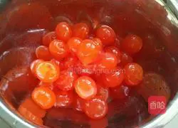 Egg Yolk Lotus Seed Mooncake Recipe Illustration 3