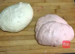 Illustration of how to make chocolate two-color toast 5