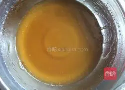 Illustration of how to make five-nut mooncakes 1