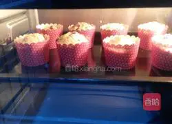 Cranberry Muffin Cake Recipe Illustration 11