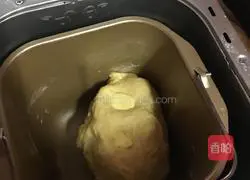 Illustration of how to make honey bean toast 2 