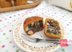 Illustration of making five-nut mooncakes 13