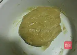 Illustration of how to make lotus paste and egg yolk mooncakes 5