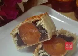 Five-nut BBQ Pork Mooncake Illustration of how to do it 5