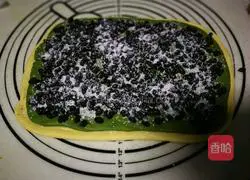 Illustration of how to make honey bean and coconut matcha toast 9