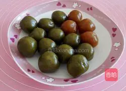 Illustration of how to make four-color snowskin mooncakes 2