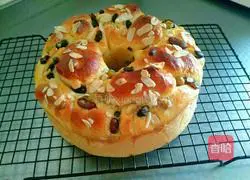 Illustration of how to make sweet bean hand-torn bread 18