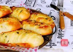 Illustration of how to make chive and cheese breadsticks 15