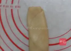 Illustration of how to make fresh meat mooncakes 8