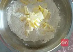 Illustration of how to make red date biscuits 2