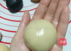 Cantonese egg yolk mooncake recipe 12