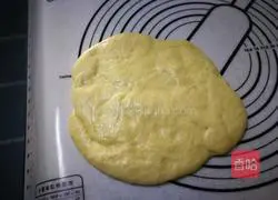 Illustration of Tang Renshen Sausage Hand-Teared Bread 10