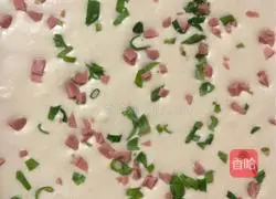 Illustration of how to make chives and meat floss rolls 14