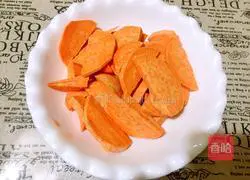 Illustration of how to make sweet potato toast rolls 1