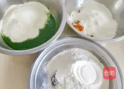 Illustration of how to make colorful hair cakes 3