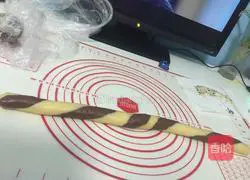 Illustration of how to make sheep biscuits 6