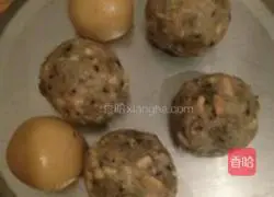 Illustration of how to make five-nut mooncakes 9