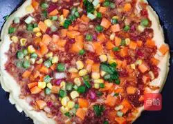 Illustration of how to make Chinese pizza (spread the batter) 4