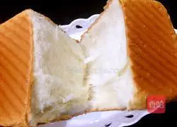 Fashionable Mom Teaches You How to Make Medium Toast Illustration 13