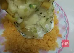 Illustration of how to make meat floss rolls 7