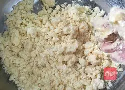 Illustration of how to make fresh meat mooncakes 4