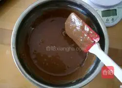 Chocolate Cake Recipe Illustration 8