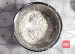 Illustration of how to make peanut milk biscuits 6