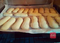 Finger biscuits Illustration of how to do it 8