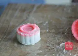 Fancy Snow Skin Mooncake Recipe Illustration 12