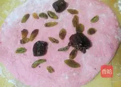 Illustration of how to make dragon fruit multi-grain buns 10