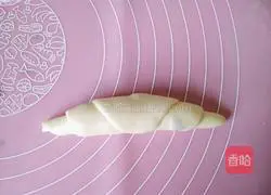 Illustration of how to make croissants (one-time fermentation) 8