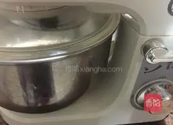 Illustration of how to make bread donuts 3