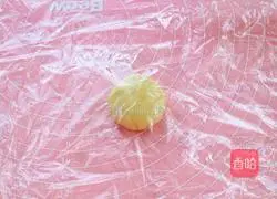 Illustration of how to make pineapple buns 14