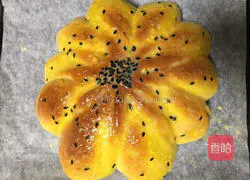 Illustration of how to make privately customized egg paste flower buds 19